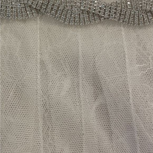 White by Vera Wang Wedding Dress, Size 14, Excellent Condition, Ivory - Picture 9 of 13